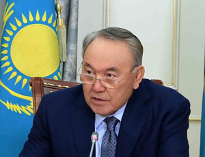 Назарбаев отказался от части президентских полномочий / В Казахстане готовится масштабная конституционная реформа