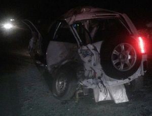 На ЕКАДе Chery Tiggo влетел под грузовик на встречке, водитель погиб (ФОТО)