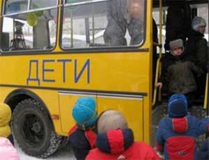 Кунашакских чиновников обязали бесплатно возить детей в школы