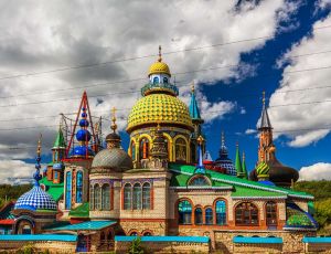 В Казани горит Храм всех религий (ФОТО, ВИДЕО)