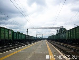 Поезд протаранил школьный автобус под Омском: есть жертвы