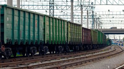 В Крыму возобновили движение поездов