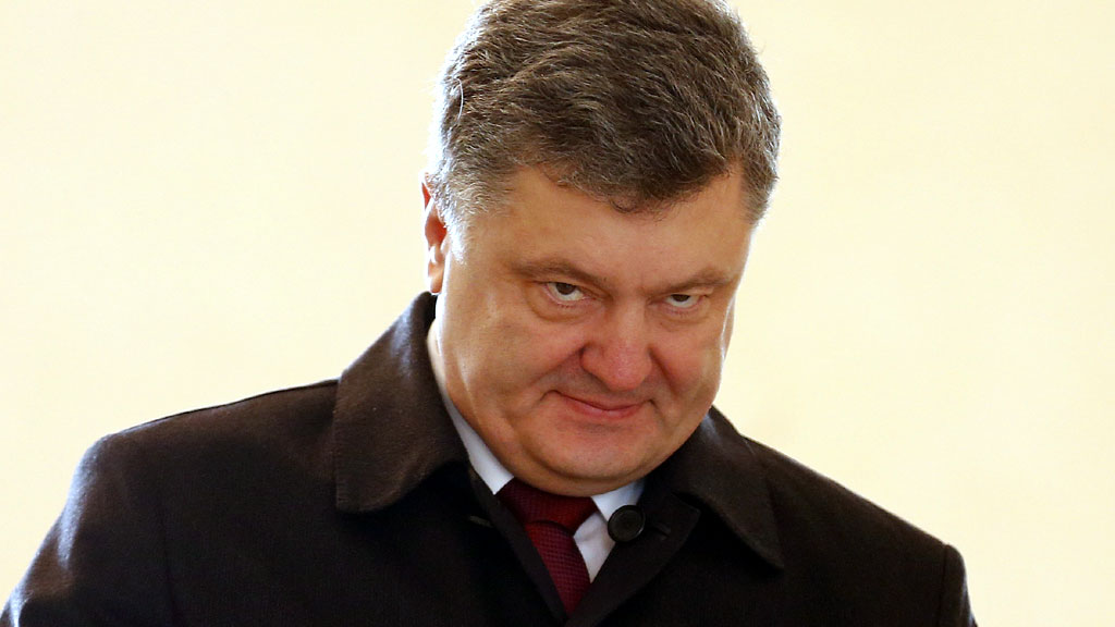 Крымский политолог: Порошенко пытается переложить свои грехи на Россию