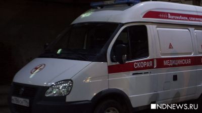 В Екатеринбурге скорая помощь, проезжая на красный, протаранила «Ладу»: 5 человек пострадали