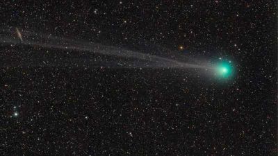 Комета выделила очень много спирта, пролетая рядом с Землей