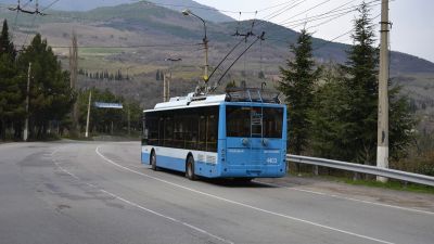 Троллейбусное сообщение между Симферополем и Ялтой возобновили