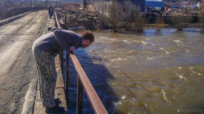 Прокуратура потребовала восстановить мост, смытый ливнями в Катав-Ивановском районе