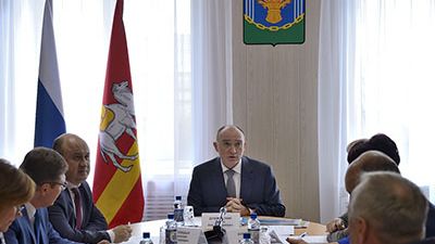 Южноуральский губернатор поручил главе Чесменского района поддержать агробизнес