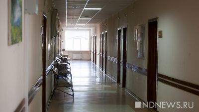 В киевских больницах заполняют кроватями коридоры