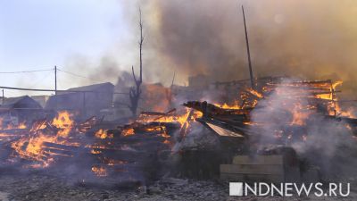 Официально: за сутки в Свердловской области сгорело 134 жилых и 8 дачных домов