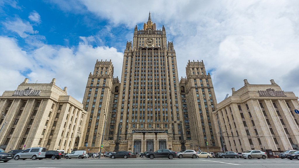 МИД РФ надеется на отклонение судом ООН в Гааге абсурдного иска Украины