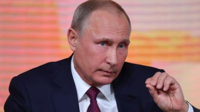 Путин: Нарушений закона в неявке Сечина на суд нет, но он мог бы прийти