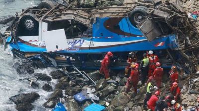 В автокатастрофе в Перу погибли 29 человек