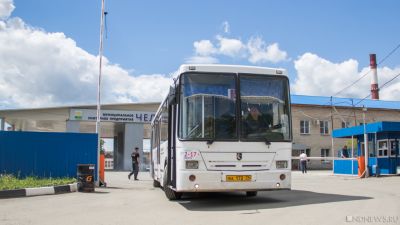 В Челябинске изменил маршрут один из садовых автобусов