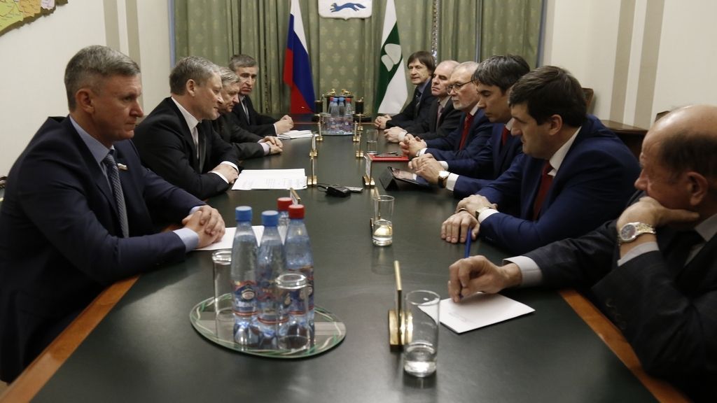 Губернатор Кокорин встретился с лидерами курганских партий: обсудили выборы президента