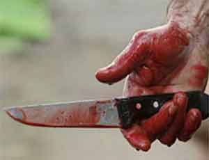 Челябинская полиция задержала грабителя, кидавшегося на продавцов с ножом