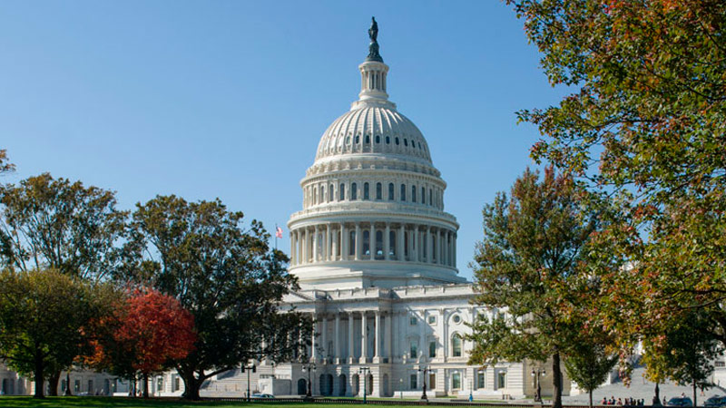 В Вашингтоне закончились деньги: правительство США остановило работу из-за недостатка финансирования
