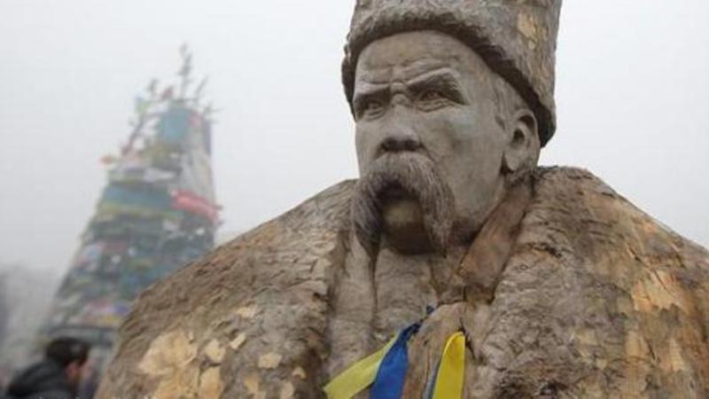 В Киеве на выставке Шевченко десять дней не обращали внимания на уничтоженные портреты Тараса Шевченко