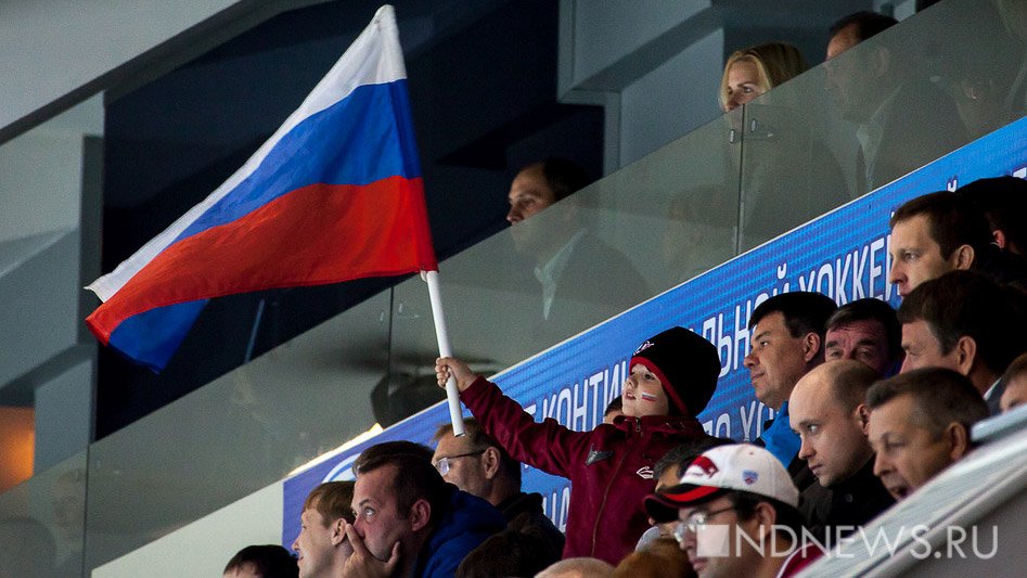 Инсайдеры: МОК может разрешить олимпийцам пройти под флагом России на закрытии Игр-2018