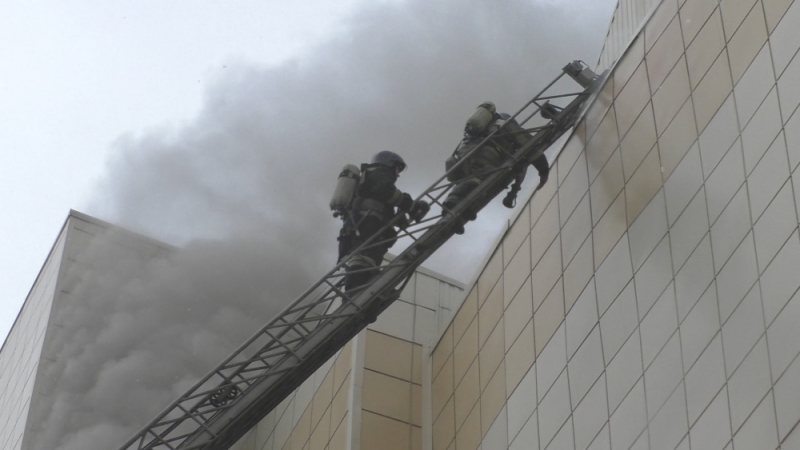 Крупный пожар в ТРЦ в Кемерове: число жертв возросло, пострадали более 30 человек