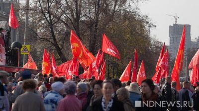 Вслед за сотнями единороссов в Екатеринбург приедут коммунисты