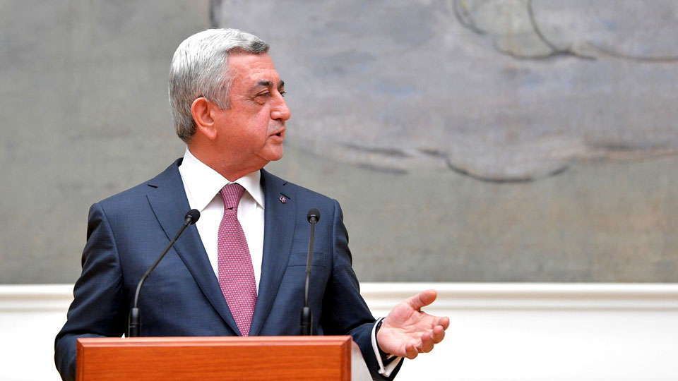 Протест не помог: Саргсян избран премьер-министром Армении