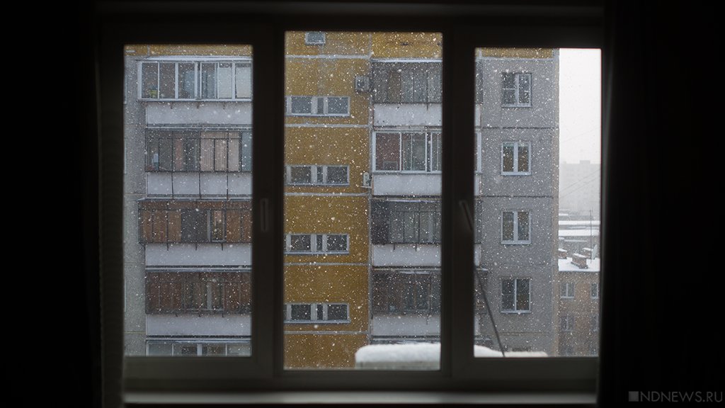 В Челябинске из окна больницы выпала пациентка