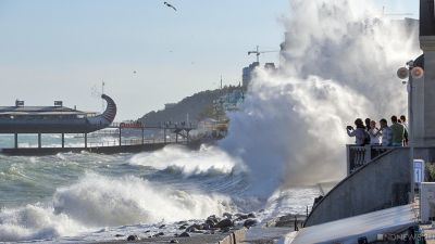 Апрель в Крыму начнется штормом