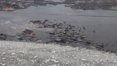 Якутия уходит под воду. В республику прилетел глава МЧС