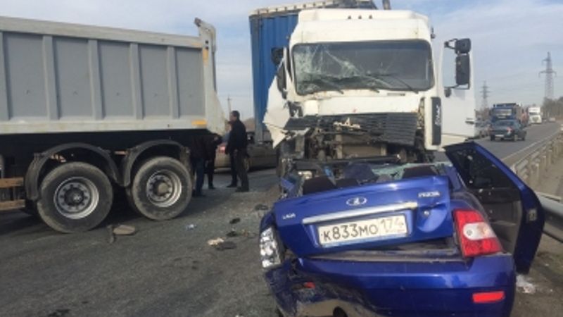 Разогнался: в Челябинской области неуправляемый МАЗ расшвырял по трассе три автомобиля