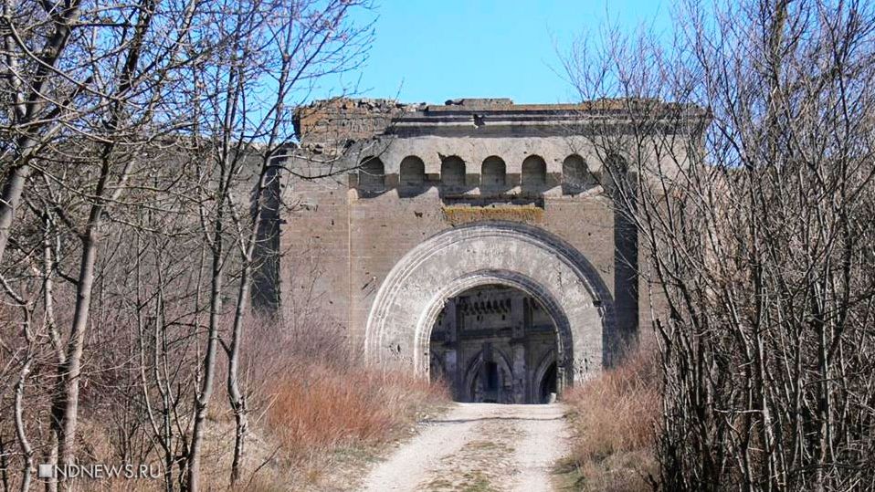 От щедрот: Крепость Керчь приглашает бесплатно посмотреть на Крымский мост