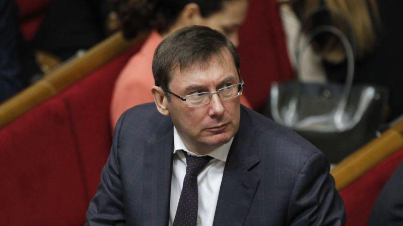 «Крыса, которая не сбежит»: Генпрокурор Украины Луценко лукавит со своей «отставкой»