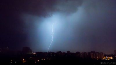 Дождь, гроза и град: в Москве снова объявлено штормовое предупреждение