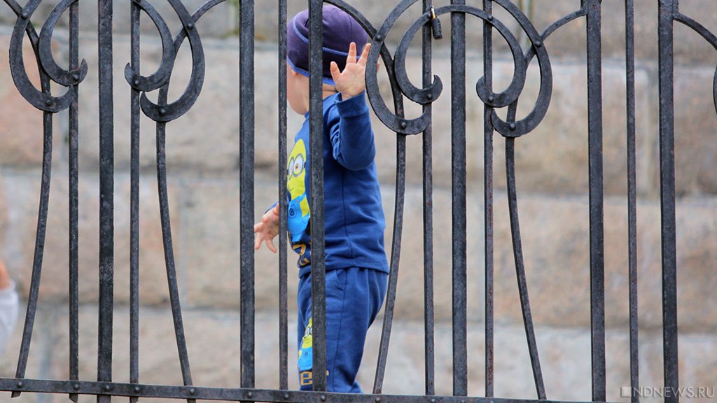 «Расхожий миф»: чиновники мэрии Москвы опровергли слухи о сокращении нянечек в столичных детсадах