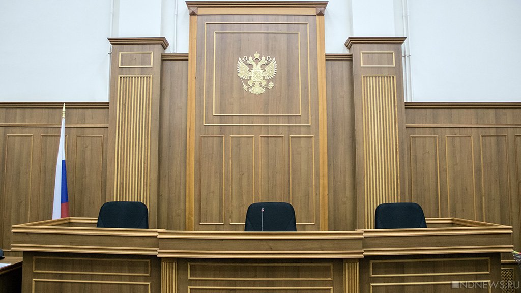 Экс-замминистра экономики Челябинской области оспорил увольнение в суде