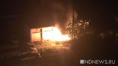 Три пожара за две недели: жители ЖБИ опасаются, что во дворах завелся пироман (ФОТО)