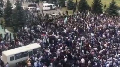 В Ингушетии силовики разгоняли массовый митинг автоматными очередями (ВИДЕО)