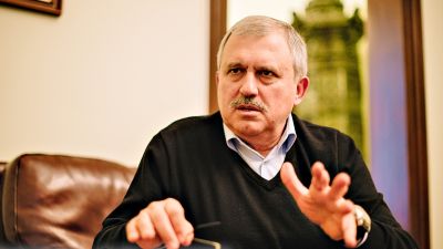 Кандидат Тимошенко назначила крымского перебежчика главным за войну с Россией