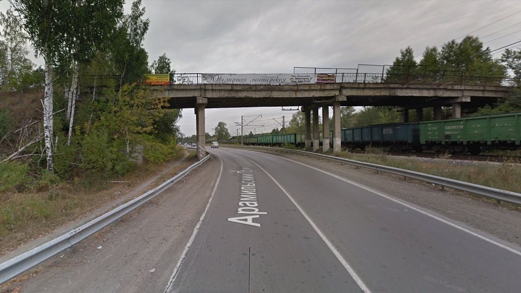 В Екатеринбурге из-за аварийного состояния закрывают мост