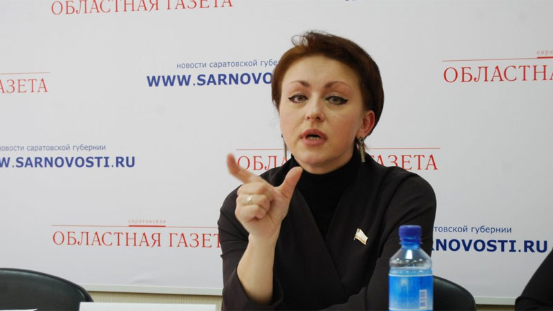 «Отправить на перевоспитание к Кадырову»: Рунет возмутился предложением саратовского министра жить на 3,5 тысячи рублей (ВИДЕО)