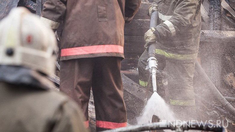 В очаг пожара на месторождении «Роснефти» в ХМАО брошены дополнительные силы МЧС