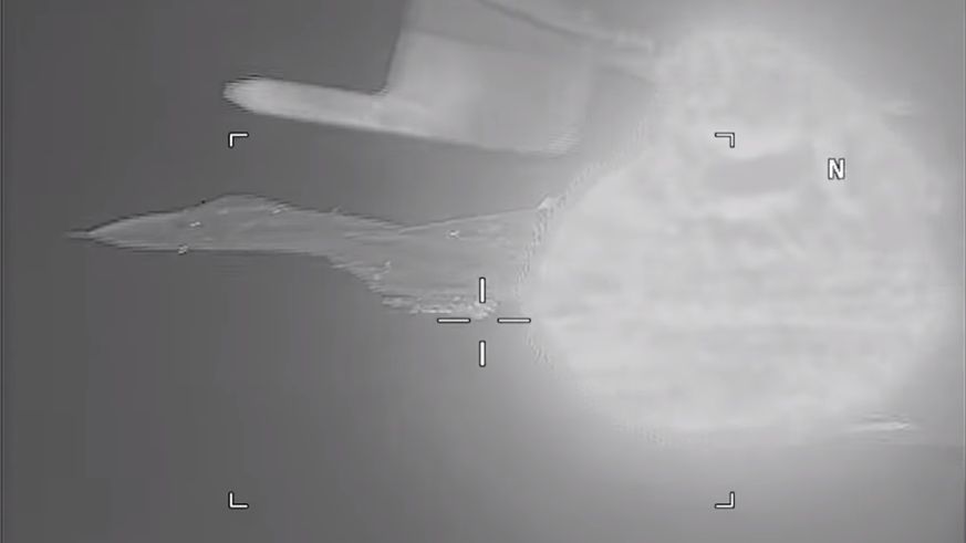 В Минобороны объяснили действия Су-27 вблизи самолета-разведчика ВМС США