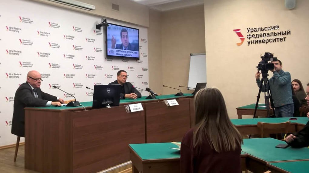 Легендарный журналист 90-х рассказал студентам, почему Навальный не победит (ФОТО)