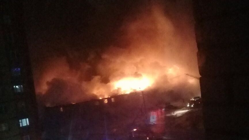 В Новом Уренгое сгорел жилой дом, есть погибший