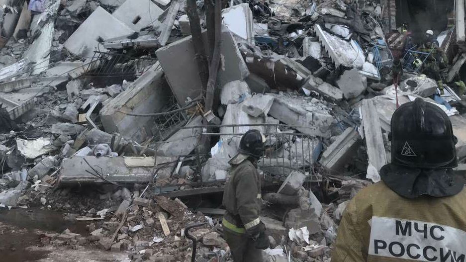 Официально: в результате взрыва и обрушения дома в Магнитогорске погибли 3 человека