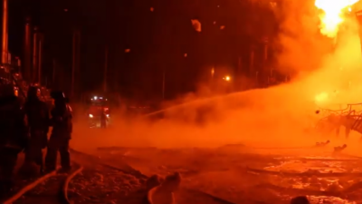 Крупный пожар на месторождении «Роснефти» тушили сто человек (ВИДЕО)