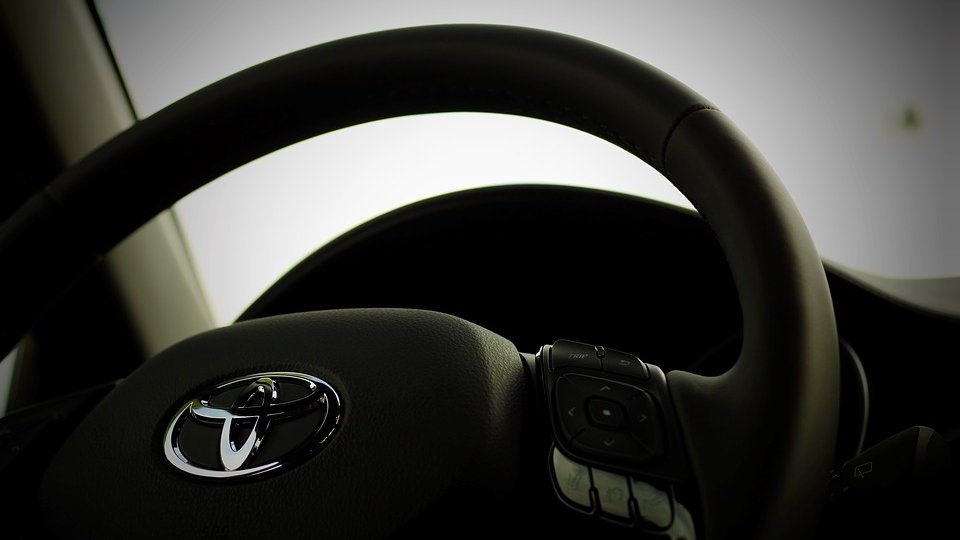 Toyota отзывает в России более 3 тыс. автомобилей из-за проблем с тормозами