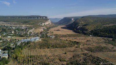 Иностранцев в Крыму лишили земли