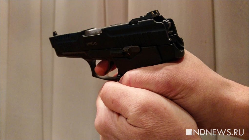 Во Владивостоке подросток ранил друга из пистолета