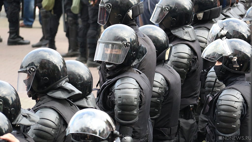 Челябинский правозащитник призвал губернатора не допустить силового противостояния полиции и участников субботней акции протеста